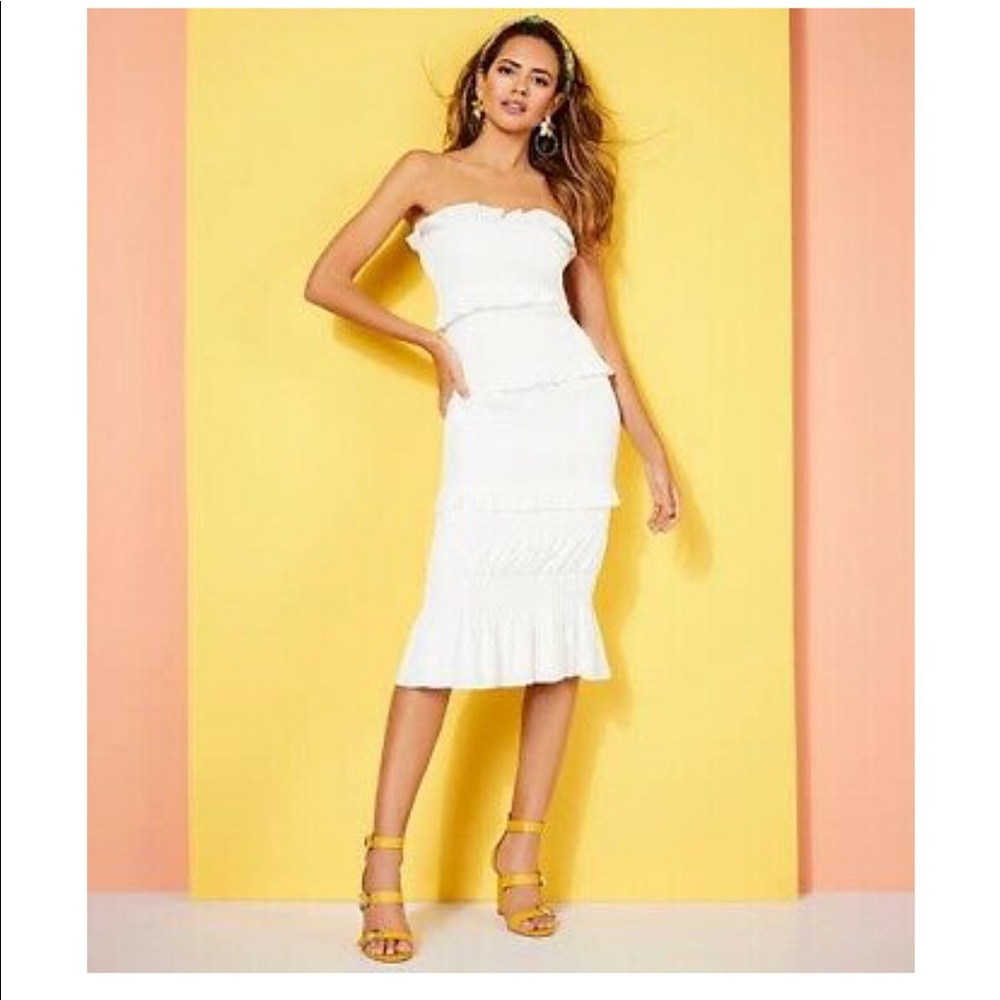 NWT Gianni Bini Strapless Smocked Dress Size 4